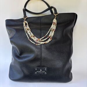LONDON FOG Laura large black leather tote bag w/purse charm